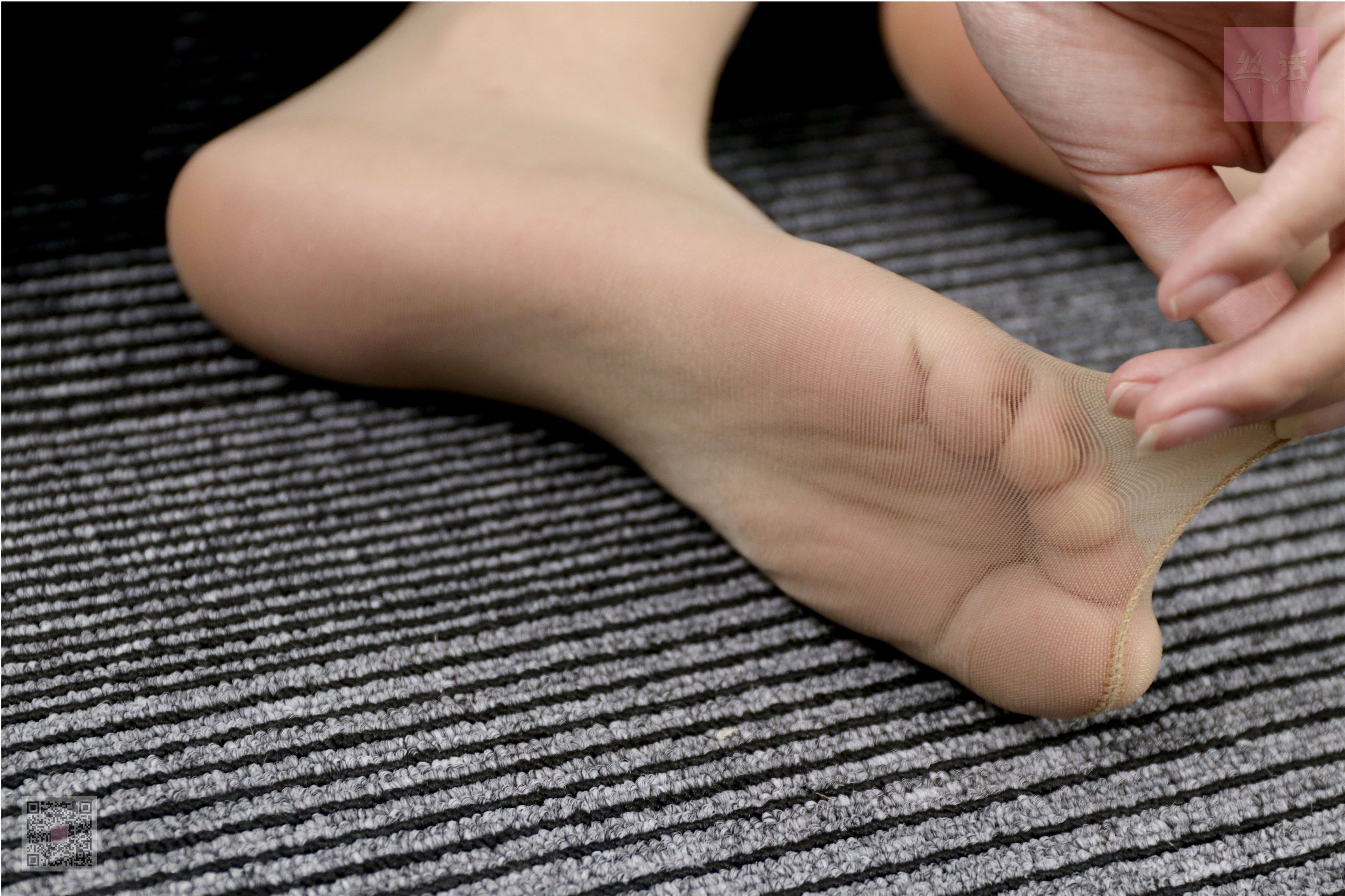 SiHua思话  SH011 可乐 妆台女郎